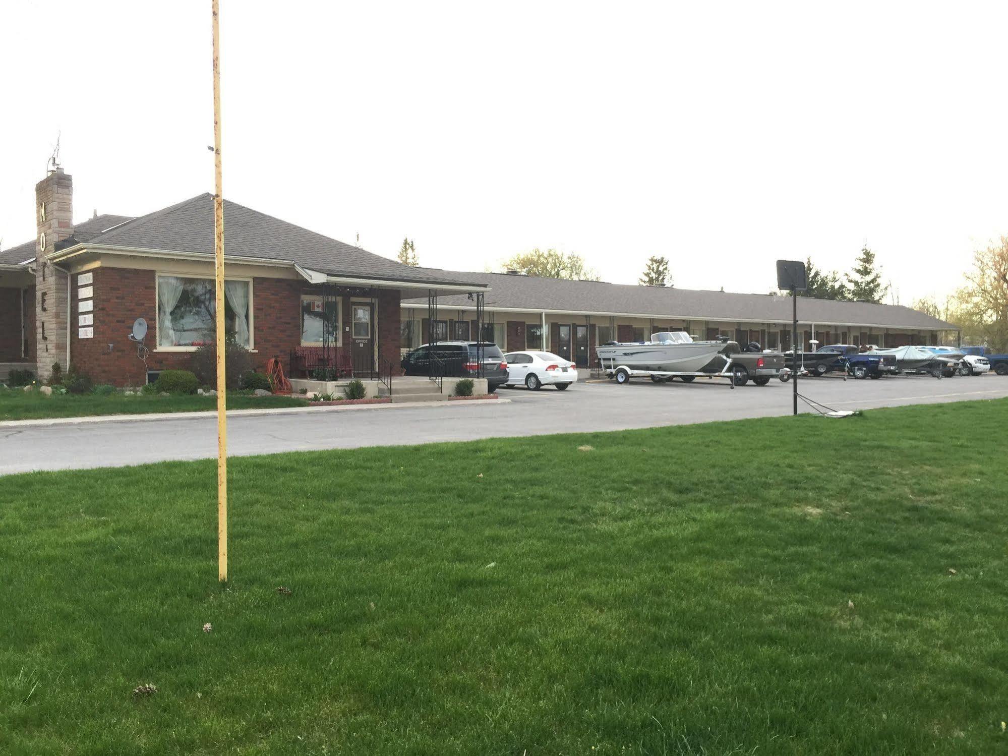 Park Place Motel & Suites Tweed Exterior foto